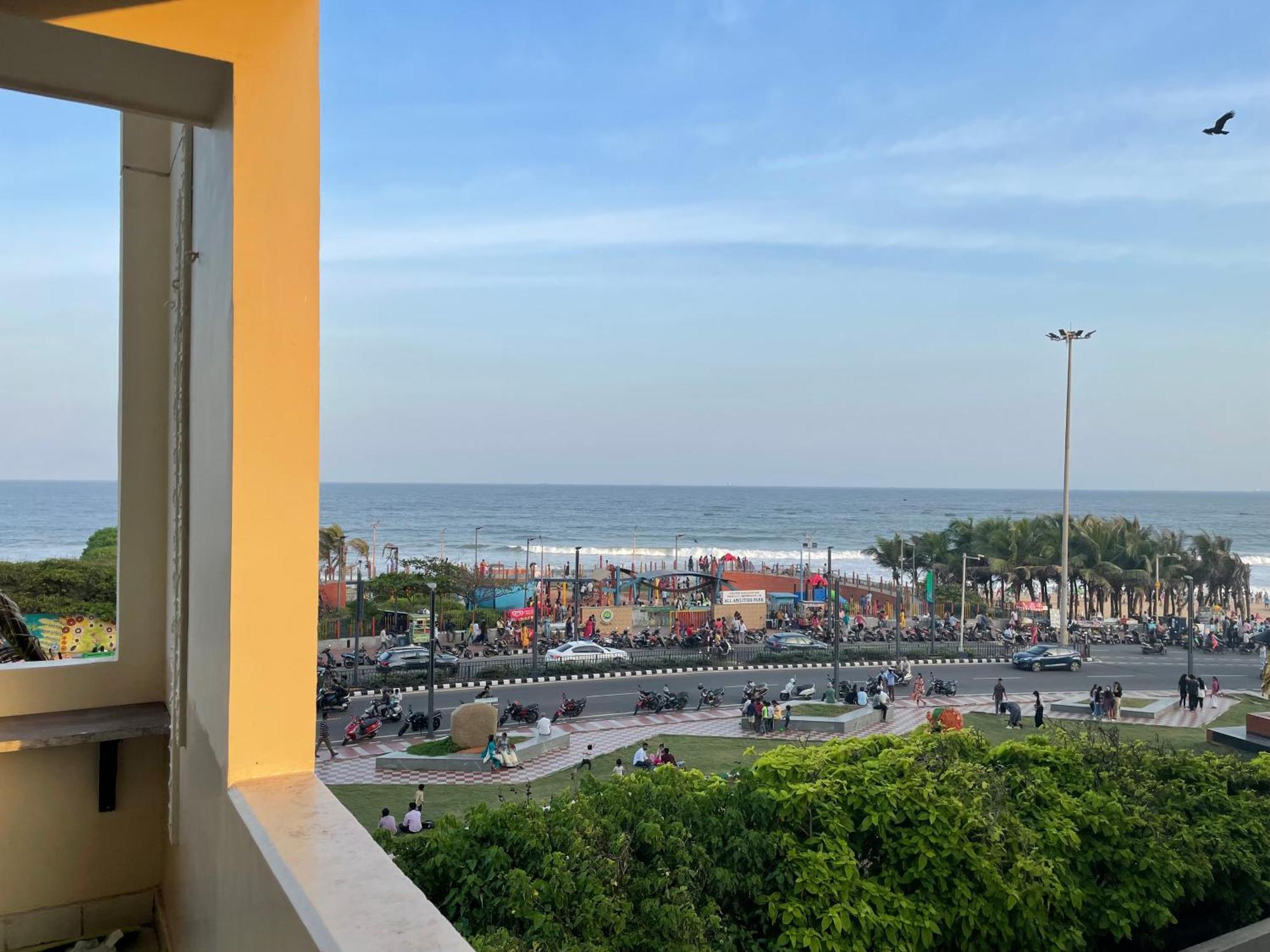 Appartement Ocean'S Edge à Visakhapatnam Extérieur photo